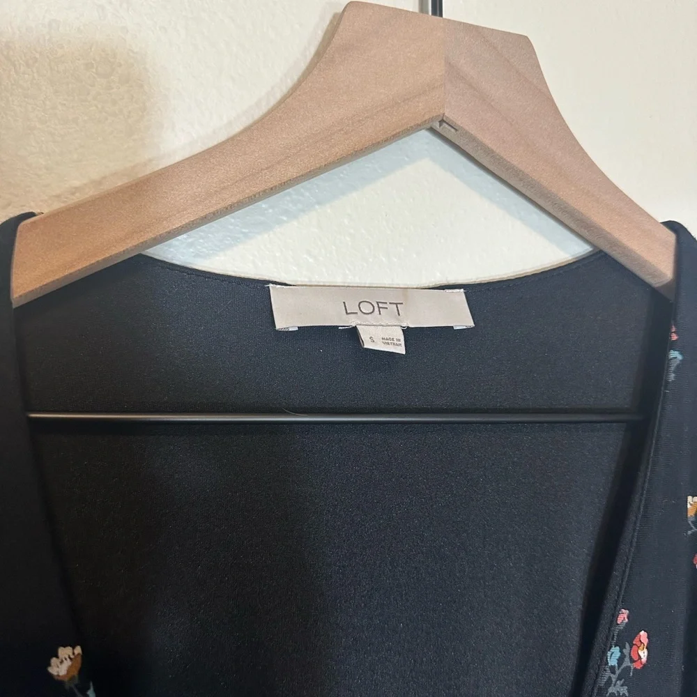 LOFT Black Floral Long Sleeve Wrap Dress - Picture 5 of 9